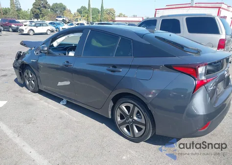 2019 Toyota Prius Xle z USA, uszkodzony, nr VIN JTDKARFUXK3084415